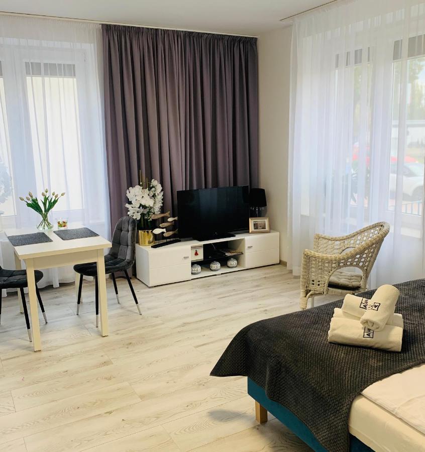 גורז'וב ווילקופולסקי Apartament Walczaka 22 Miejsce Parkingowe מראה חיצוני תמונה